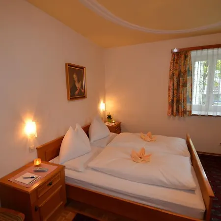 Gaestehaus Im Pfarrhof