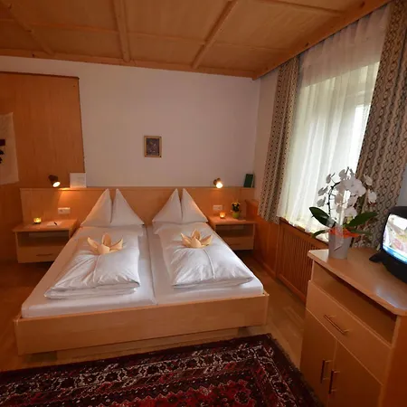 Gaestehaus Im Pfarrhof