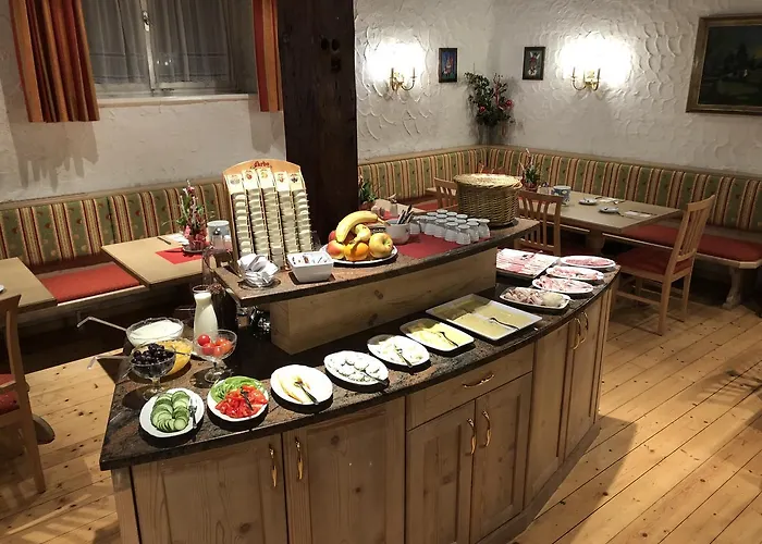 Gaestehaus Im Pfarrhof Bed & Breakfast