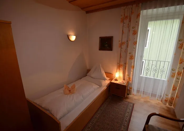 Gaestehaus Im Pfarrhof Bed & Breakfast Bad Hofgastein