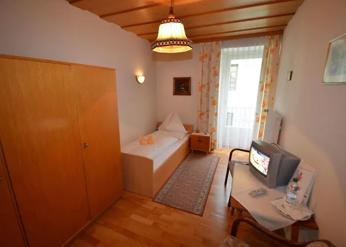 Bed & Breakfast Gaestehaus Im Pfarrhof