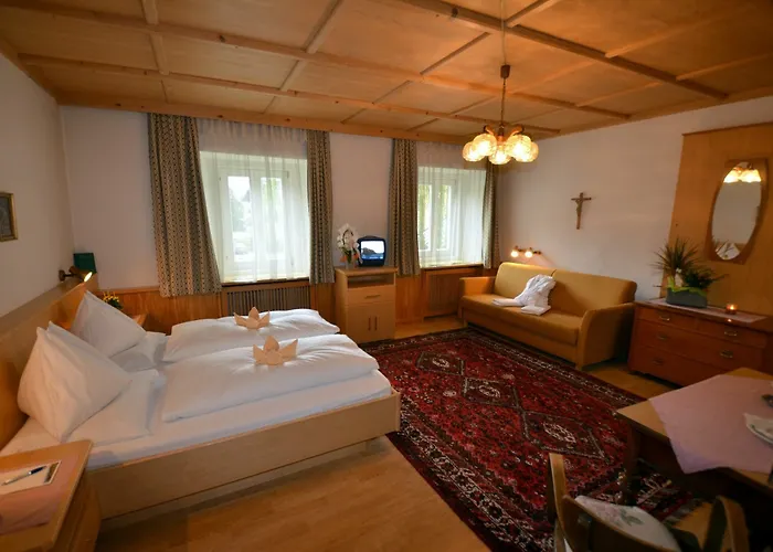 Gaestehaus Im Pfarrhof Bed & Breakfast Bad Hofgastein